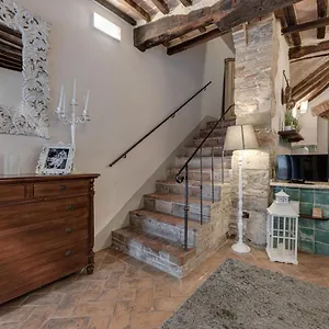 Maison d'hôtes Torre Camaldoli - Borgo Capitano Collection - Diffuso, San Quirico dʼOrcia
