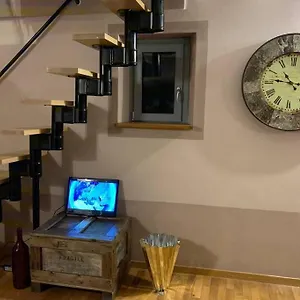  Appartement La Casa Di Lalla In Pieno Centro. Italie
