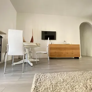 Chez Telly 31 , Verona Italia